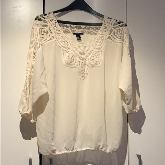 Cream Coloured Forever 21 Blouse Size Medium - Picture 6 of 12